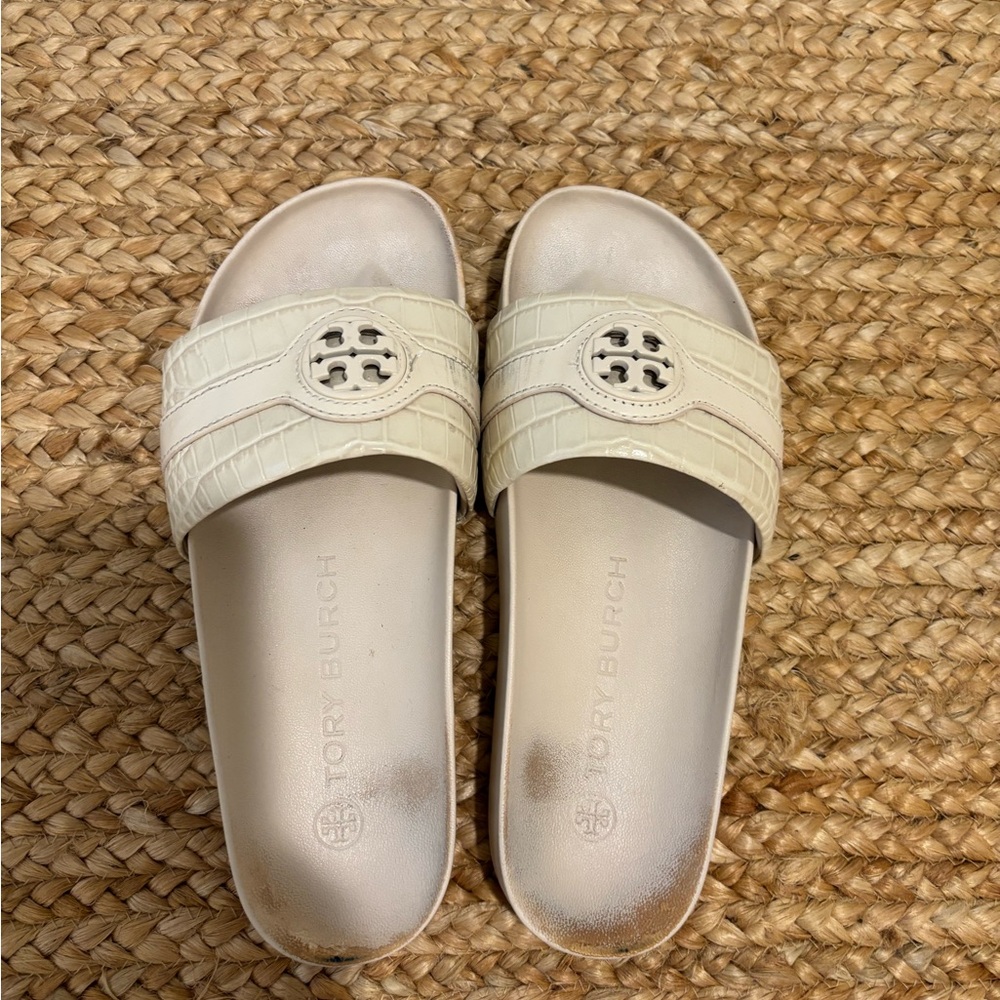 Tory Burch Cream Leather Sandals with Perforated Strap